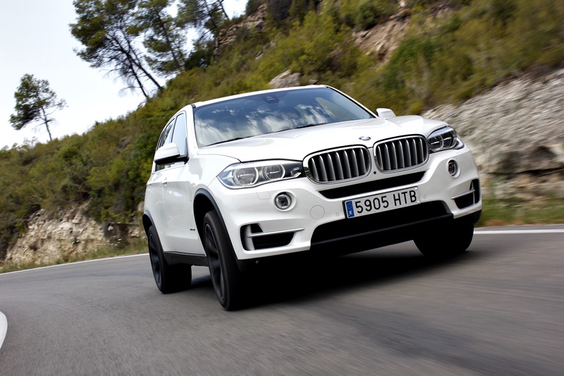 BMW X5 xDrive 50i - fotografia: www.luxury360.es